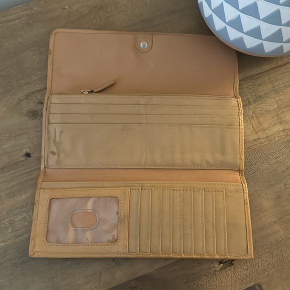Kate Landry - Beige Leather Wallet - Picture 3 of 3